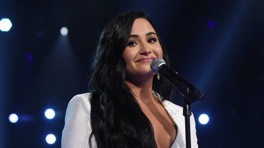 Demi Lovato Accidentally Walked Into Her Rumored Boyfriend's Instagram Live — And It Was Adorable - www.mtv.com
