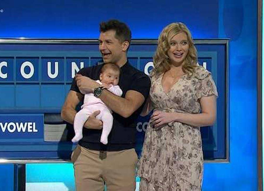 Rachel Riley introduces daughter Maven to her Countdown colleagues and audience - evoke.ie