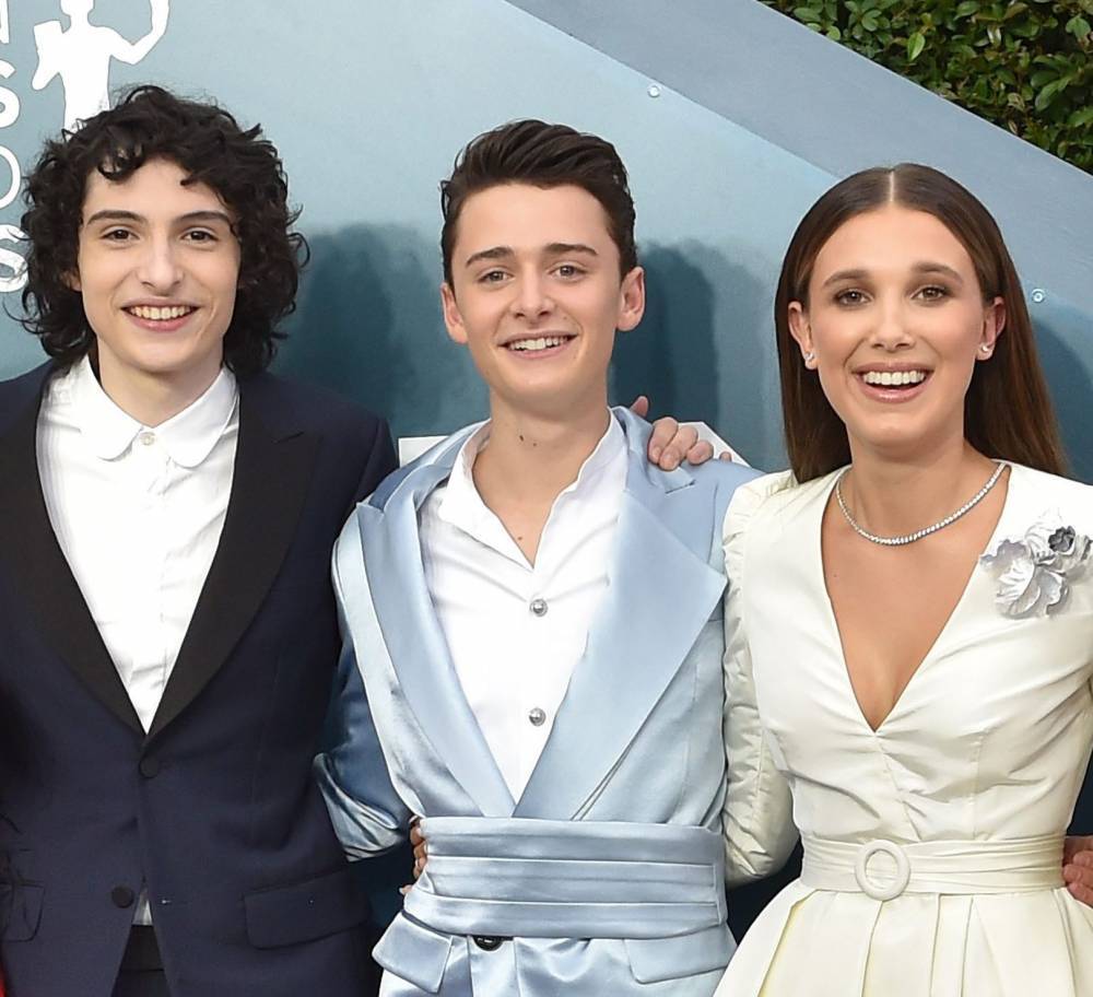 Noah Schnapp Tags ‘Stranger Things’ Co-Stars Millie Bobby Brown And Finn Wolfhard In A Spicy Meme, Leaving Fans Shook - etcanada.com