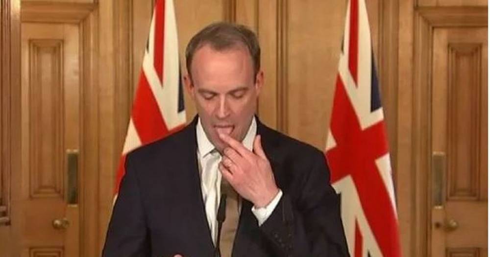 Dominic Raab licks his finger during coronavirus press conference despite hygiene warnings - www.manchestereveningnews.co.uk
