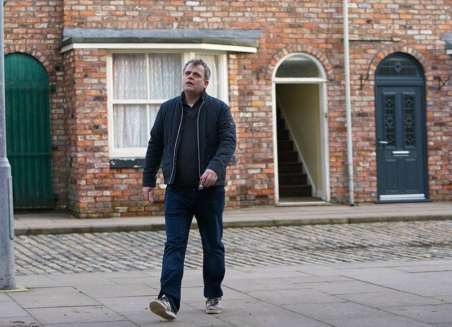 Corrie SPOILERS: Steve’s mistake sees son Oliver become seriously ill - evoke.ie