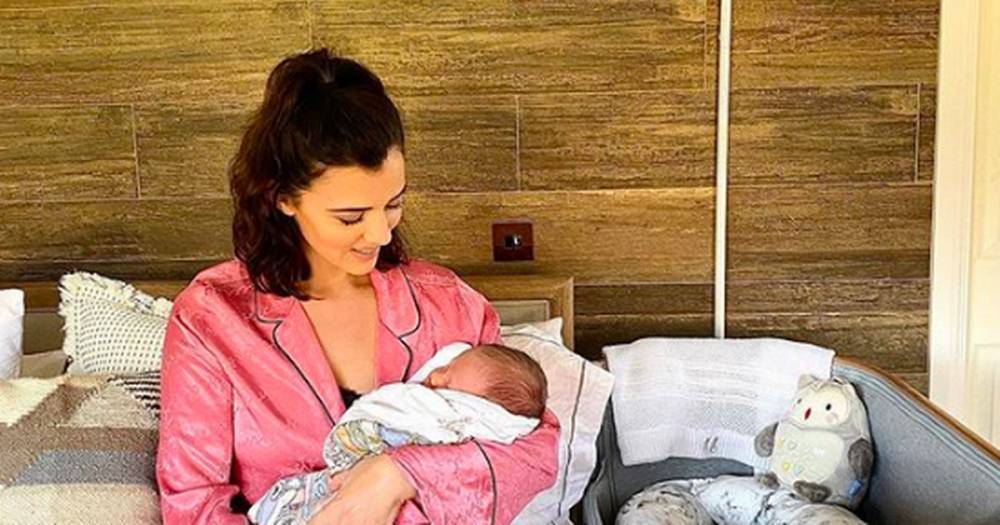 Lucy Mecklenburgh cuddles baby son Roman before bed in adorable snap as she reveals she can’t switch off when he sleeps - www.ok.co.uk