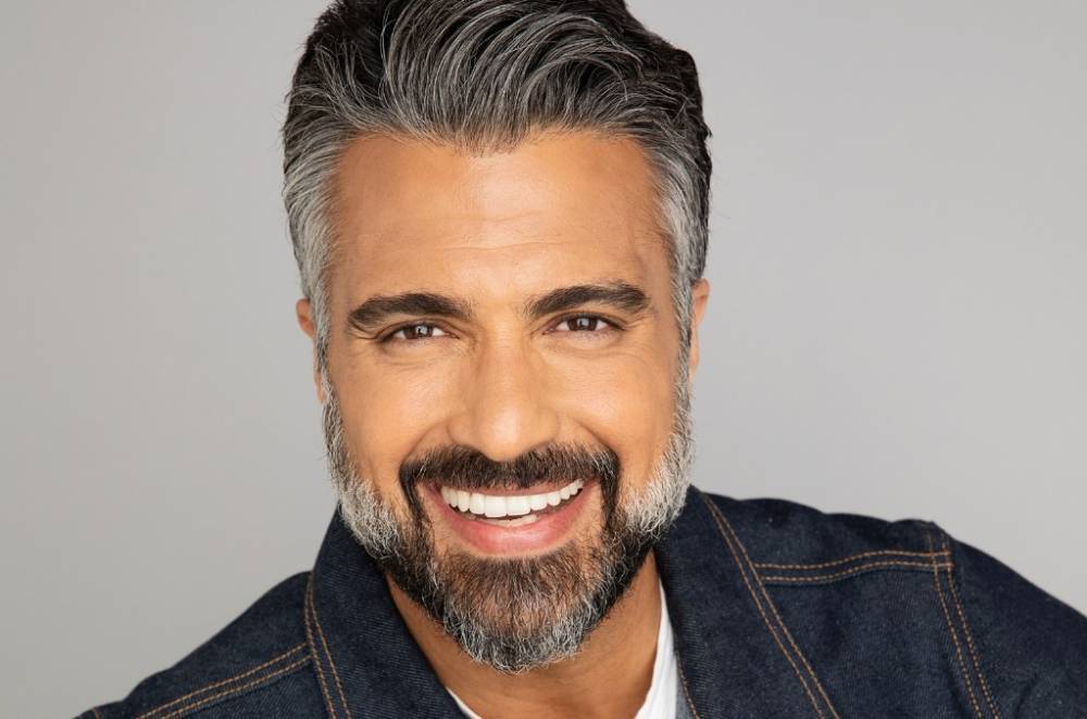 Jaime Camil Gets Candid About Acting and Singing on Latest Episode of 'El Factor Latino' - www.billboard.com - Mexico - city Sandra