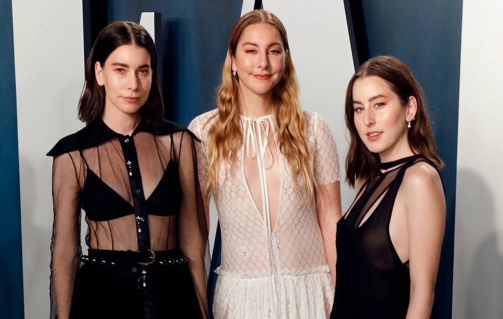 Listen to Haim’s “therapeutic” new single ‘The Steps’ - www.nme.com - Los Angeles