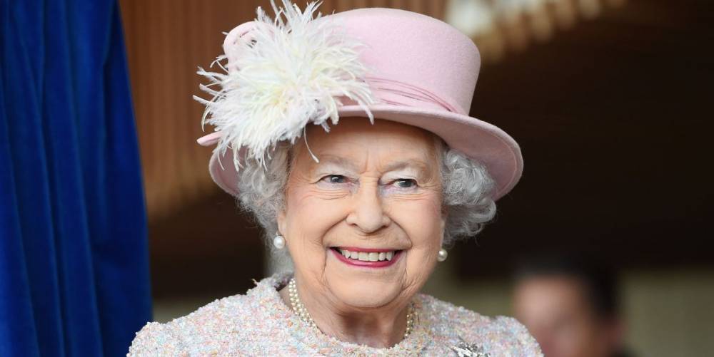 Queen Elizabeth Worries She Won't See Archie Now that Prince Harry and Meghan Markle Are in Canada - www.cosmopolitan.com - Canada