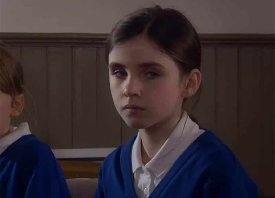 Emmerdale fans praise 11-year-old actress after powerful scene - evoke.ie
