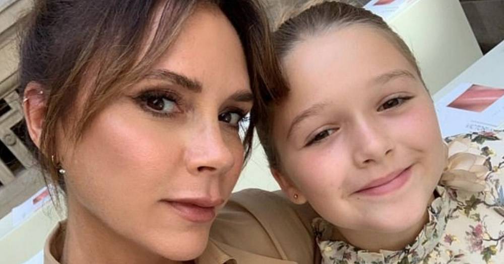 Victoria Beckham cooked impressive meal by eight-year-old daughter Harper - www.ok.co.uk