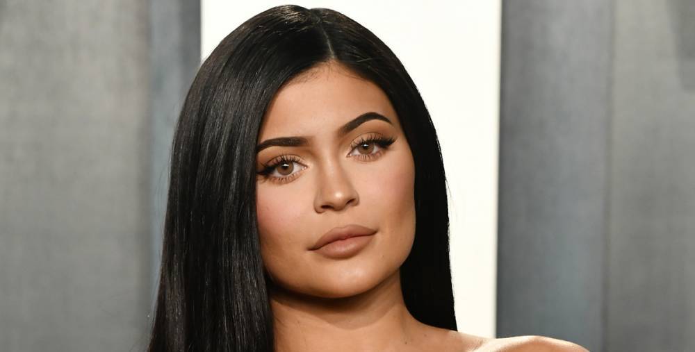 Kylie Jenner Explains What Happened to Her Toes After Getting Roasted Online - www.justjared.com