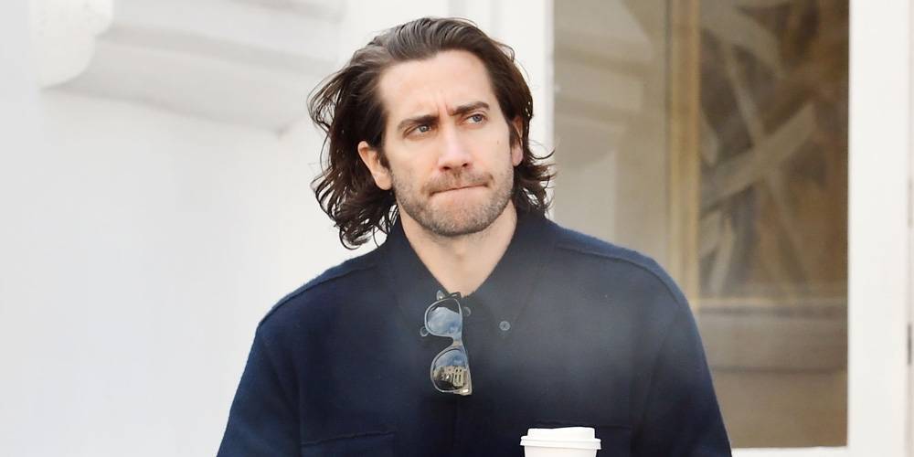 Jake Gyllenhaal Sports Longer Hair While Stopping for Sweets in London - www.justjared.com - Britain