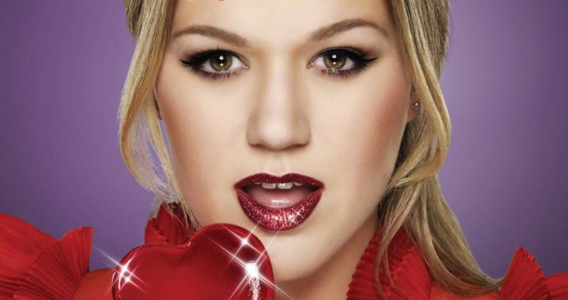 Official Charts Flashback 2009: Kelly Clarkson - My Life Would Suck Without You - www.officialcharts.com