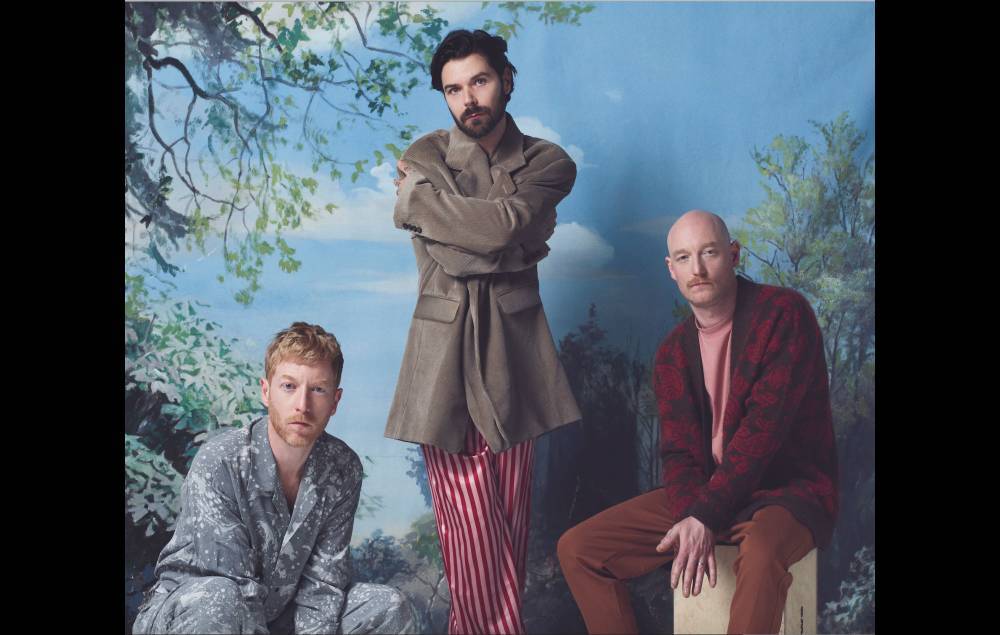 Biffy Clyro drop blistering new track ‘End Of’ and announce details of new album ‘A Celebration Of Endings’ - www.nme.com - Britain