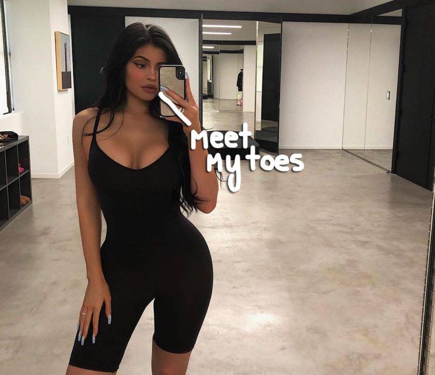 Kylie Jenner Names Her ‘Famous’ Toes After The Internet’s Obsession With Her Feet! - perezhilton.com