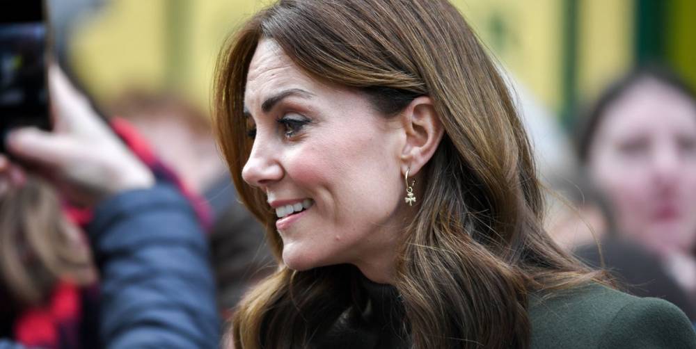 Kate Middleton Began the Last Day of Her Ireland Tour in a Gorgeous Green Dress and Coat - www.elle.com - Ireland - city European
