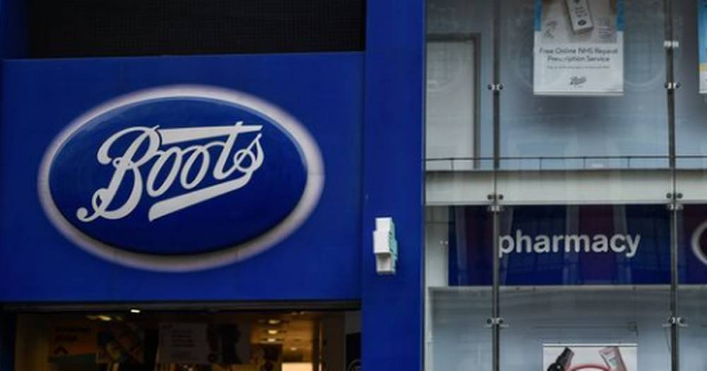 Boots halts Advantage Card payments and issues warning to card holders - www.manchestereveningnews.co.uk
