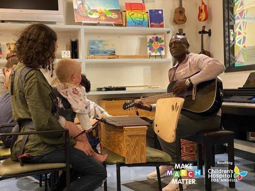 Seal Adorably Sings To Patients At Children’s Hospital - etcanada.com - Los Angeles - Los Angeles