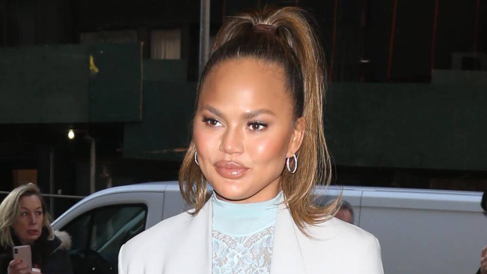 Chrissy Teigen Just Posted Her Controversial Girl Scout Cookie Rankings And We Can't Deal - flipboard.com
