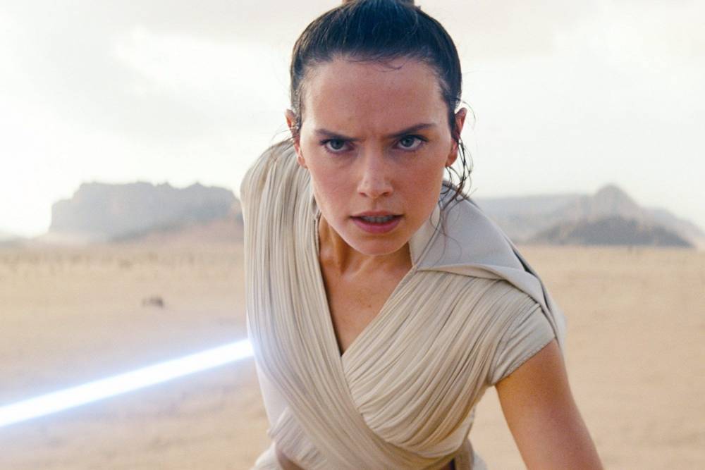 ‘Star Wars’ Book Reveals Identity Of Rey’s Dad And Fans Are Freaking Out - etcanada.com