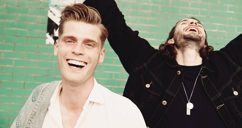 Hudson Taylor score their first Number 1 on the Official Irish Albums Chart with Loving Everywhere I Go - www.officialcharts.com - Ireland - Taylor - county Hudson
