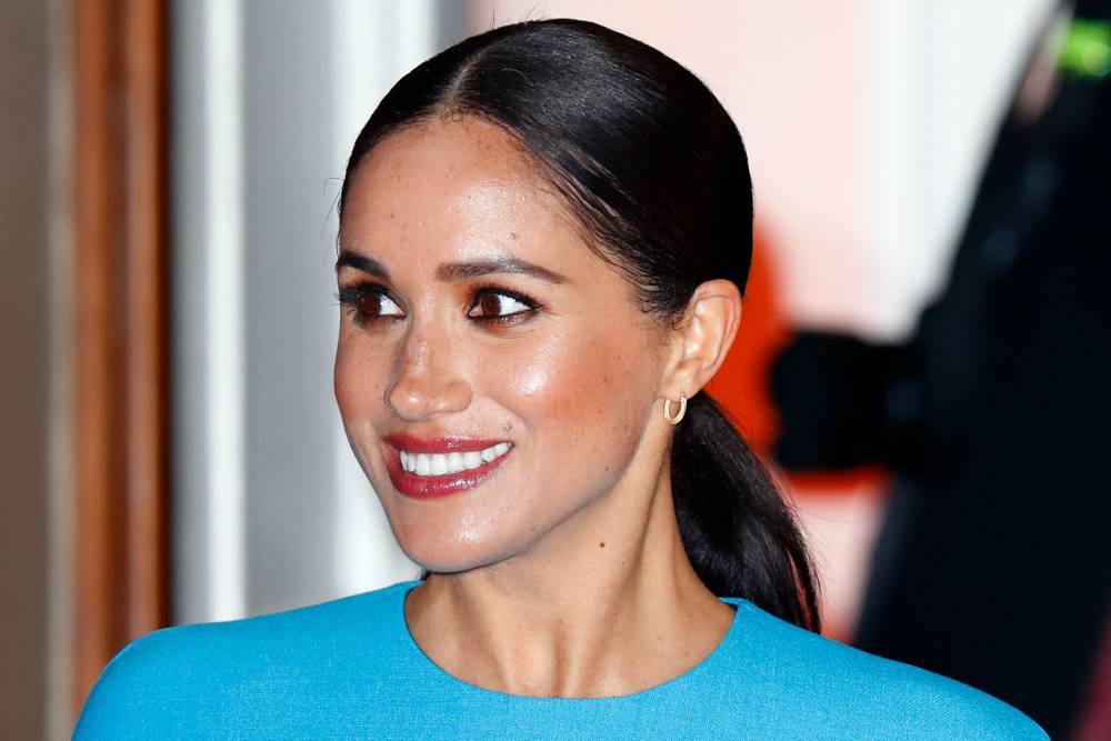 Meghan Markle Takes A Solo Trip To The National Theatre In London - etcanada.com - London