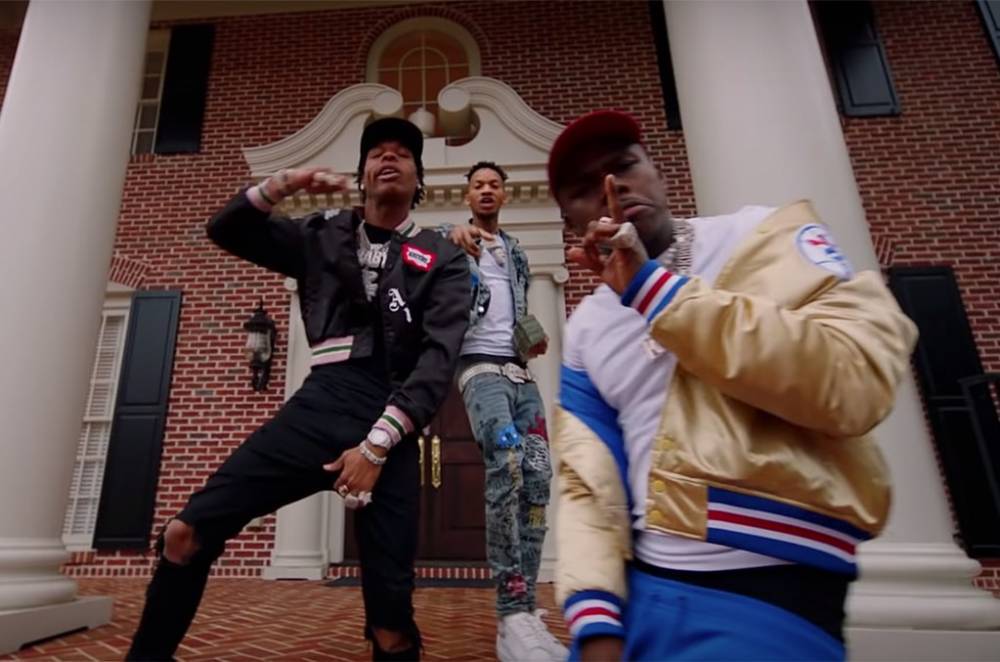 Stunna 4 Vegas, DaBaby & Lil Baby Act as Suspected Criminals in 'DO DAT' Video - www.billboard.com - North Carolina