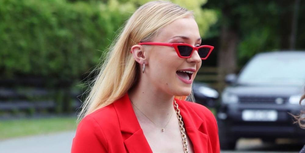 Sophie Turner Says the Outfit She Wore to Kit Harington's Wedding Is One of Her Worst Looks Ever - www.harpersbazaar.com - Britain