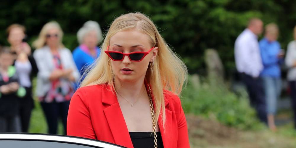 Why Sophie Turner Regrets Wearing This Outfit to Kit Harrington's Wedding - www.elle.com - Scotland - city Aberdeen, Scotland - county Turner