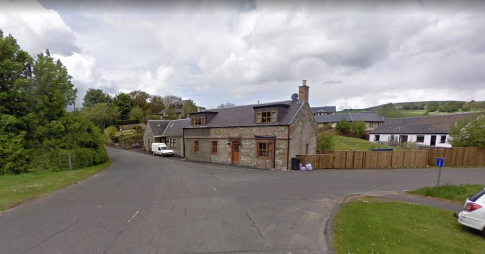 Teen and woman attacked in attempted murder bid in Scottish borders village - www.dailyrecord.co.uk - Scotland