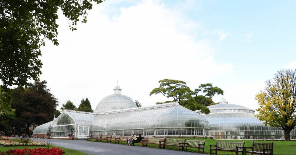 Armed cops swoop on Glasgow's Botanic Gardens over reports of 'firearm' - www.dailyrecord.co.uk - Scotland - county Garden