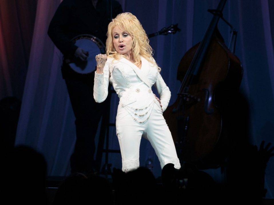 Dolly Parton wants to pose for Playboy cover for 75th birthday - torontosun.com - Australia
