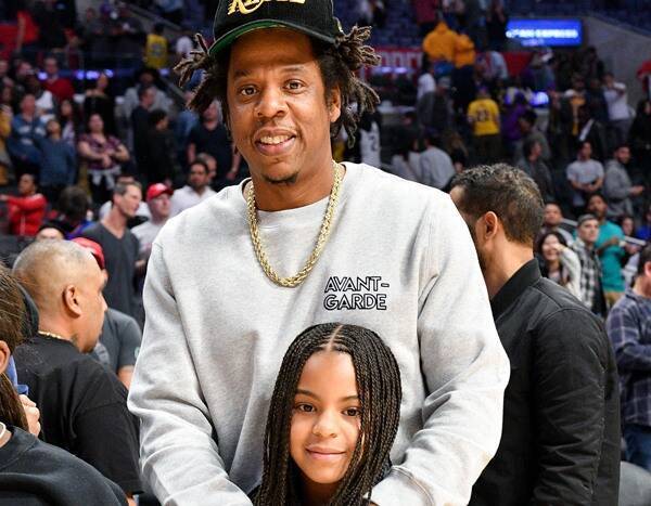 Jay-Z and Blue Ivy Carter Steal the Show During Lakers Game Outing - www.eonline.com - Los Angeles