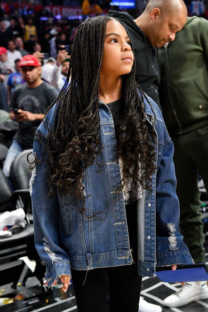 Blue Ivy Carter Was an 8-Year-Old Style Icon With Her Dad Jay-Z at an NBA Game - flipboard.com - Los Angeles