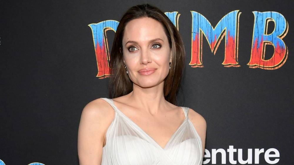 Angelina Jolie Reveals 2 of Her Daughters Recently Underwent Surgery - www.etonline.com