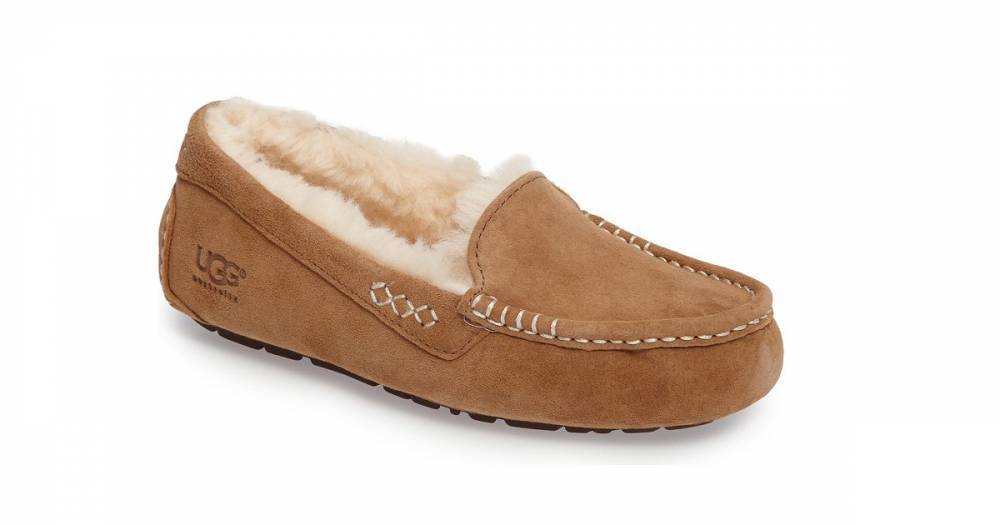 Over 1,000 Reviewers Are Totally Obsessed With These Water-Resistant UGG Slippers - www.usmagazine.com