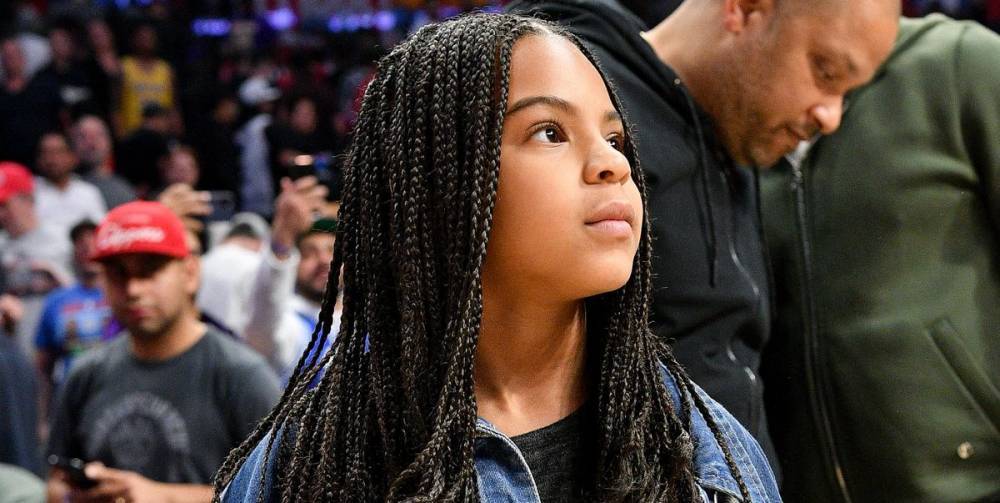 Blue Ivy Carter Was an 8-Year-Old Style Icon With Her Dad Jay-Z at an NBA Game - www.elle.com - Los Angeles