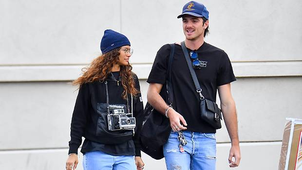 Zendaya Jacob Elordi Couple Up For Sweet Shopping Date At Local Flea Market — See Pics - hollywoodlife.com