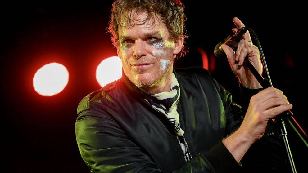Indie rock band led by Michael C. Hall spreads its wings - abcnews.go.com - New York - New York