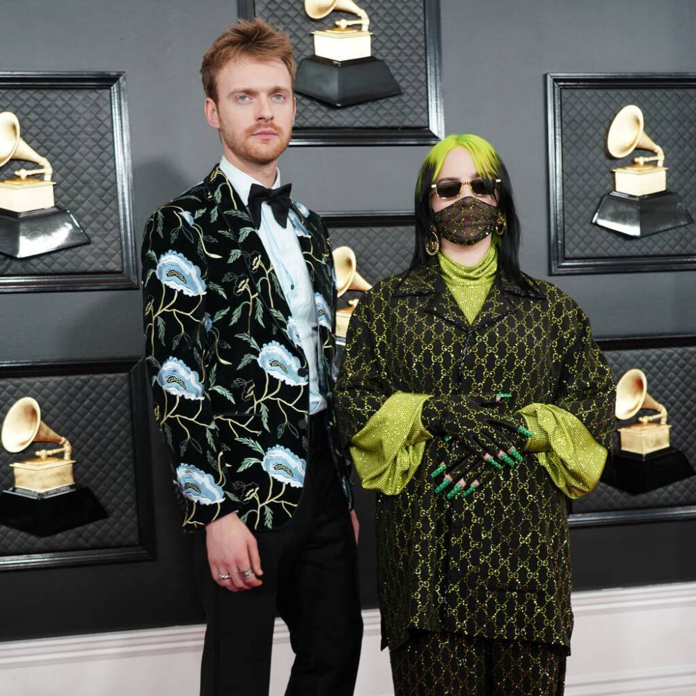 Finneas serves up stern message to fans ignoring stay-at-home orders - www.peoplemagazine.co.za