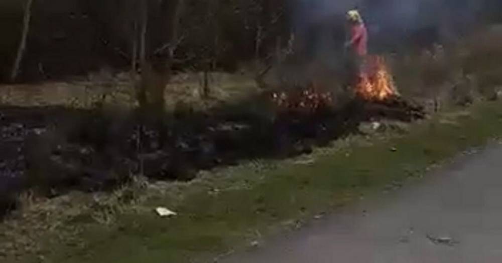 'Drunk' man seen lighting fires on Swinton walking paths with two children in tow - www.manchestereveningnews.co.uk