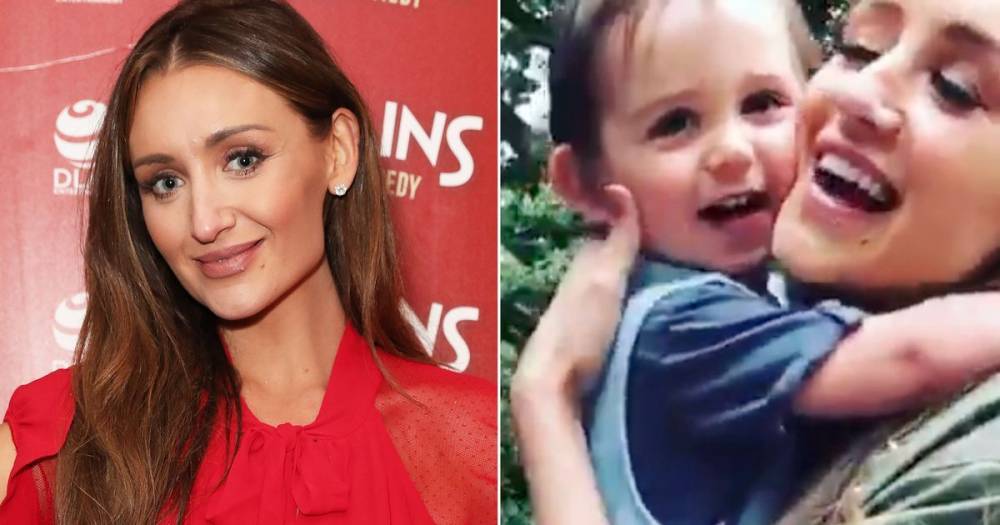 Catherine Tyldesley shares adorable video of herself singing with her five year old son Alfie - www.ok.co.uk