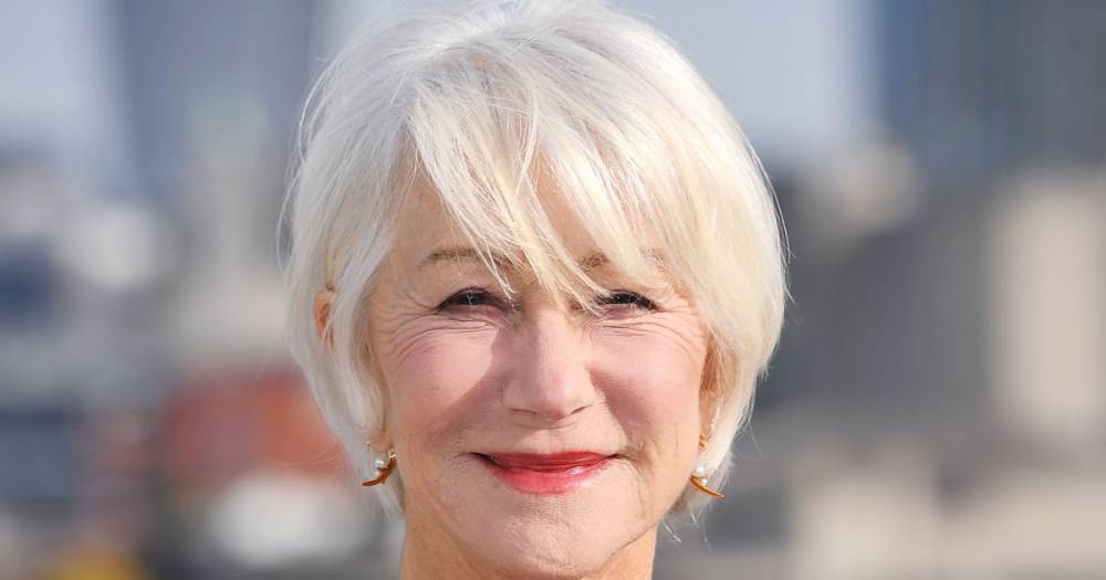 Helen Mirren, 74, Posts Makeup-Free Photo and Urges Fans to Donate to Fight COVID-19 - www.usmagazine.com - Britain