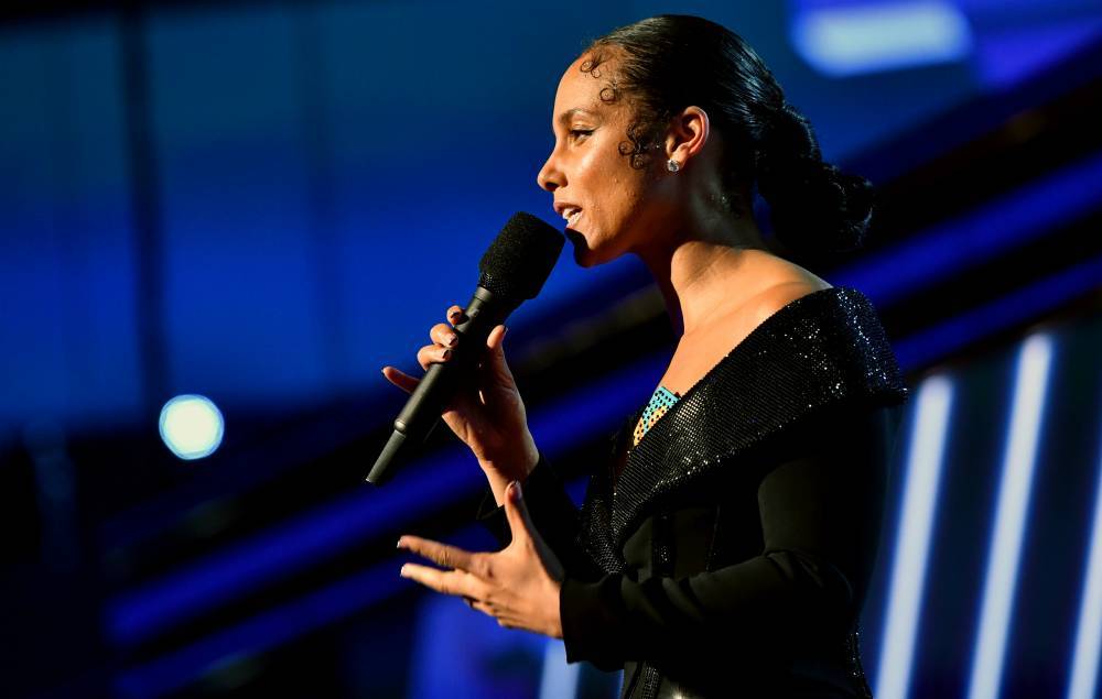 Alicia Keys opens up on being “manipulated” and “objectified” by photographer when she was 19 - www.nme.com
