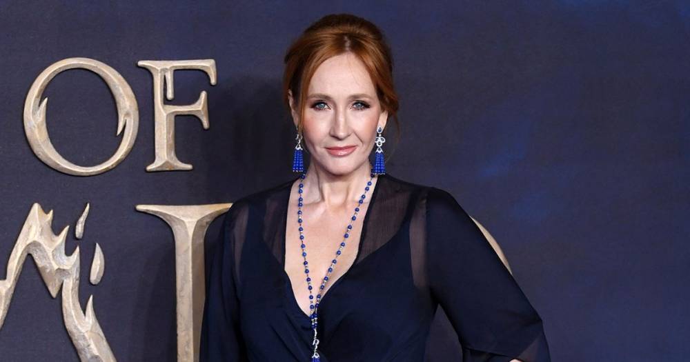 J.K. Rowling Announces ‘Harry Potter at Home’ Project to Help Parents and Fans Stay Entertained During Quarantine - www.usmagazine.com