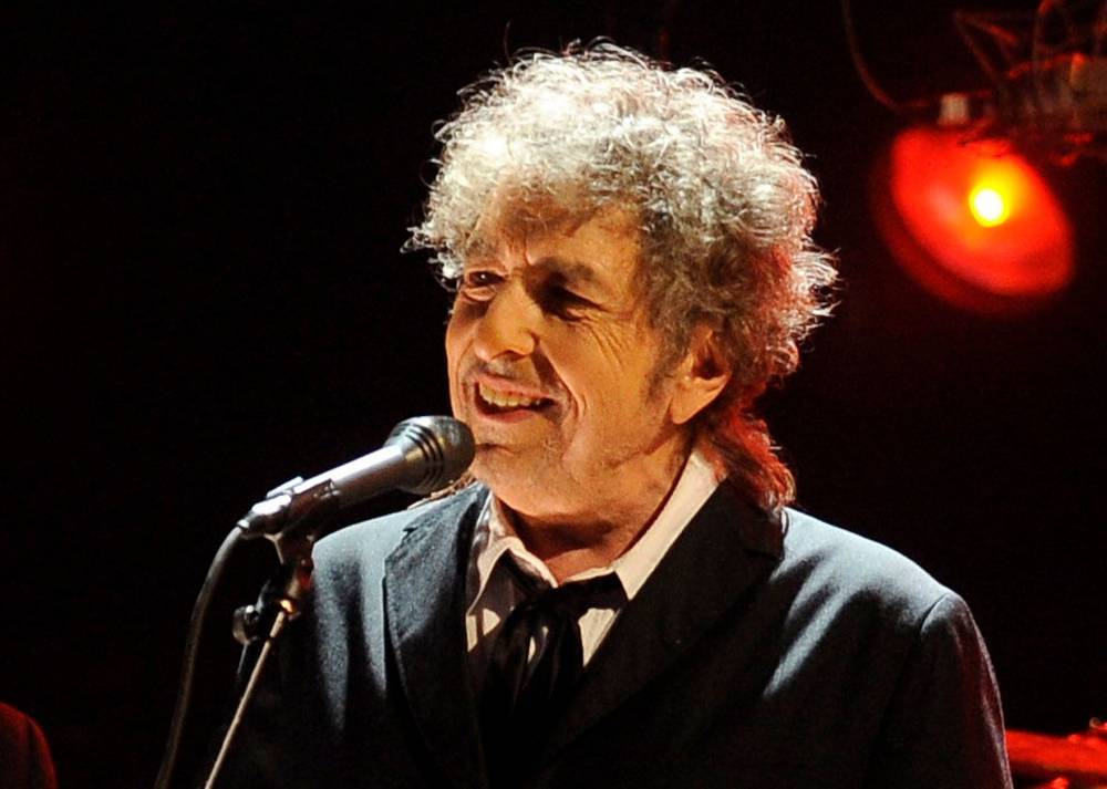 Bob Dylan Has His First No. 1 Hit On The Billboard Charts – No, Really - deadline.com