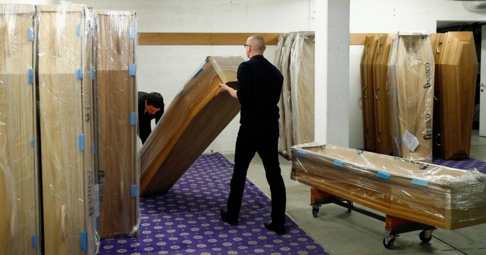 Coffin shortages lead to price hike as families face large bills to bury loved ones - www.dailyrecord.co.uk - Britain