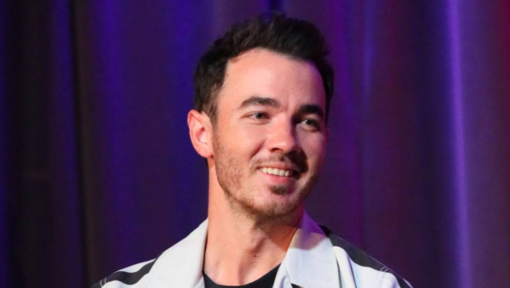 Kevin Jonas' Tweet About Kids Watching Commercials in 2020 is So Funny - www.justjared.com