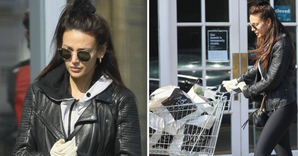 Michelle Keegan dons surgical gloves as she shops for essential items amid coronavirus lockdown - www.ok.co.uk