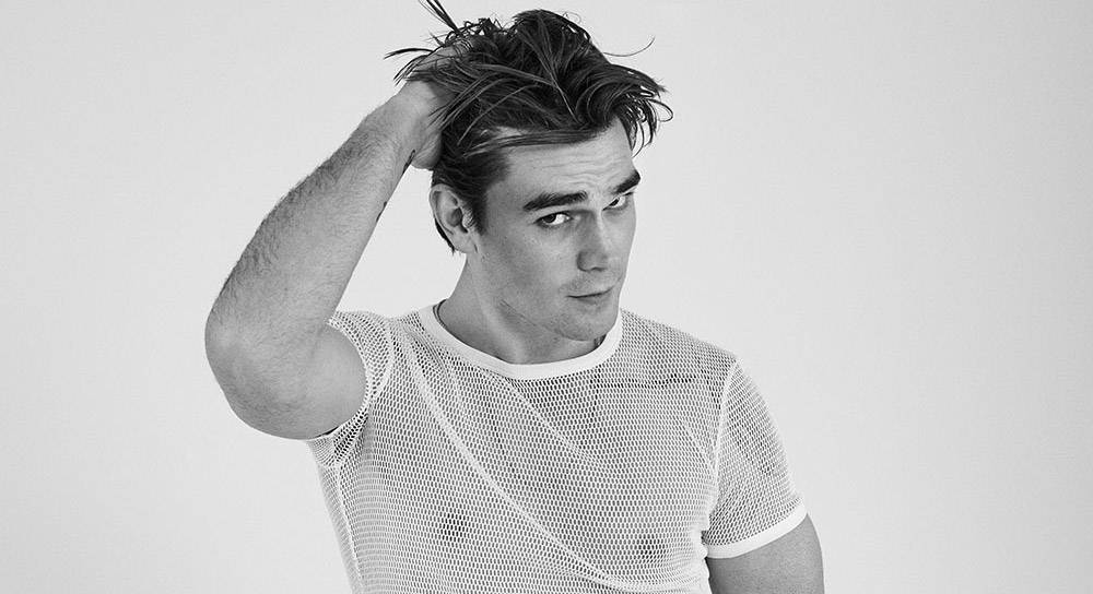 KJ Apa Never Wanted to Do a Faith-Based Movie, Then 'I Still Believe' Came Along - www.justjared.com