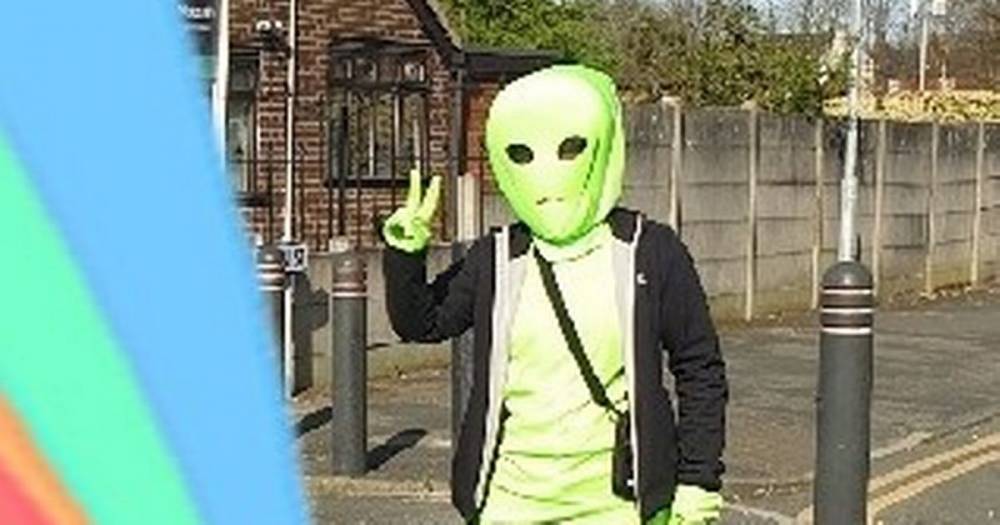 Person dresses up in alien costume to do essential food shop - www.manchestereveningnews.co.uk