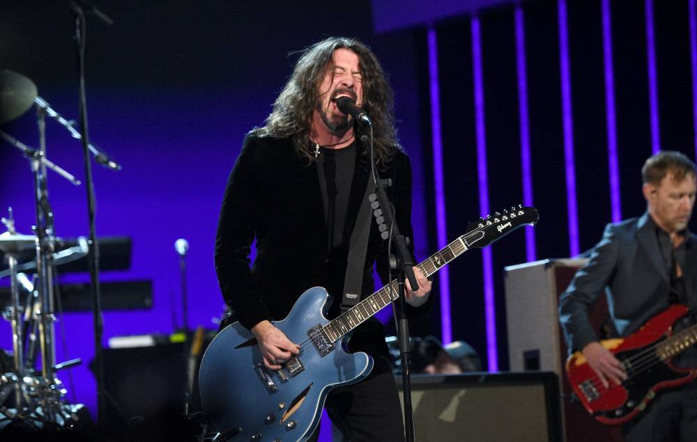 Dave Grohl shares eclectic pandemic playlist featuring LCD Soundsystem, Patsy Cline, Madness and more - www.nme.com