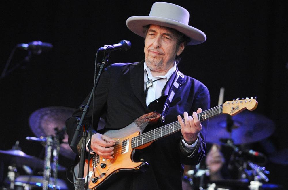 How Does Radio Play Bob Dylan's 17-Minute New Song 'Murder Most Foul'? - www.billboard.com - city Columbia - Houston